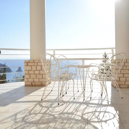 Alibertini Villa Agios Gordios (Corfu)