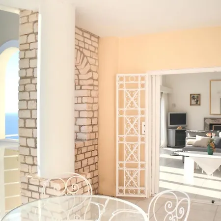 Villa Alibertini Agios Gordios (Corfu)