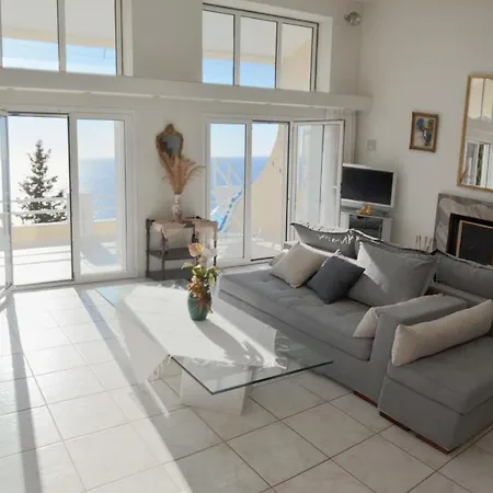 Villa Alibertini Agios Gordios (Corfu)